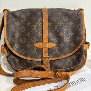 Authentic LOUIS VUITTON Saumur shoulder crossbody bag size 30 with certificate